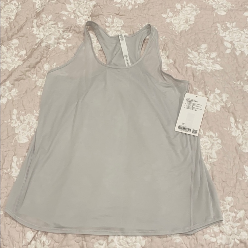 Lululemon Essential tank pleated